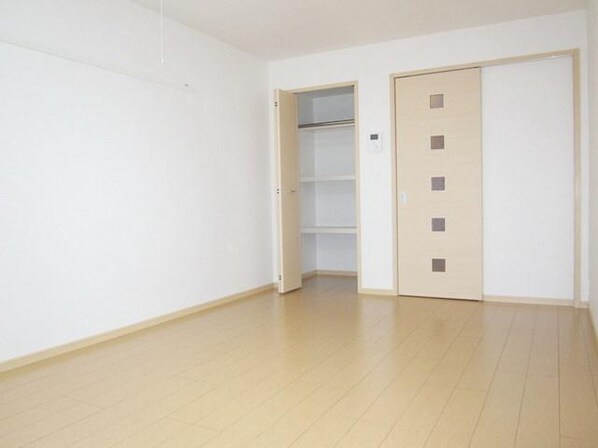 グランクレシアの物件内観写真